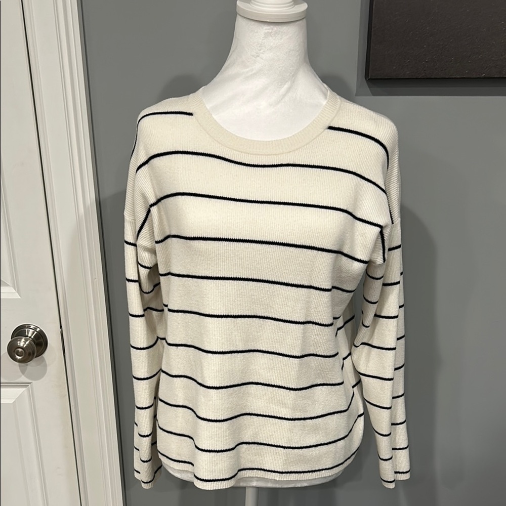 Apt. 9 White Ribbed Crew Neck Sweater
